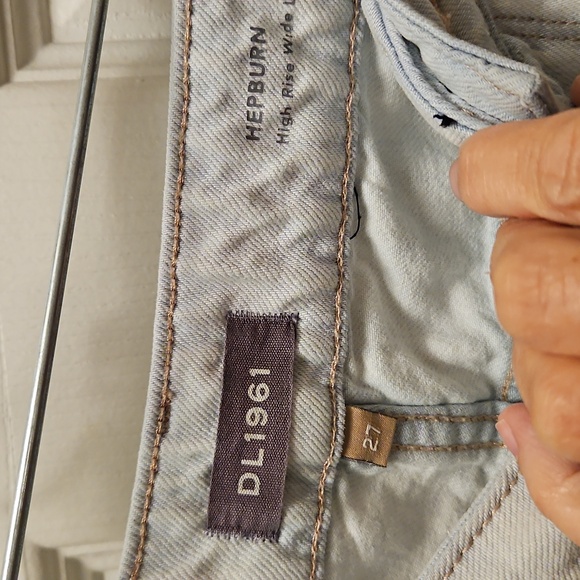 DL1961 Hepburn (Palermo) High Rise Wide Leg Pale Denim Jeans. Waist 27 - Picture 2 of 4